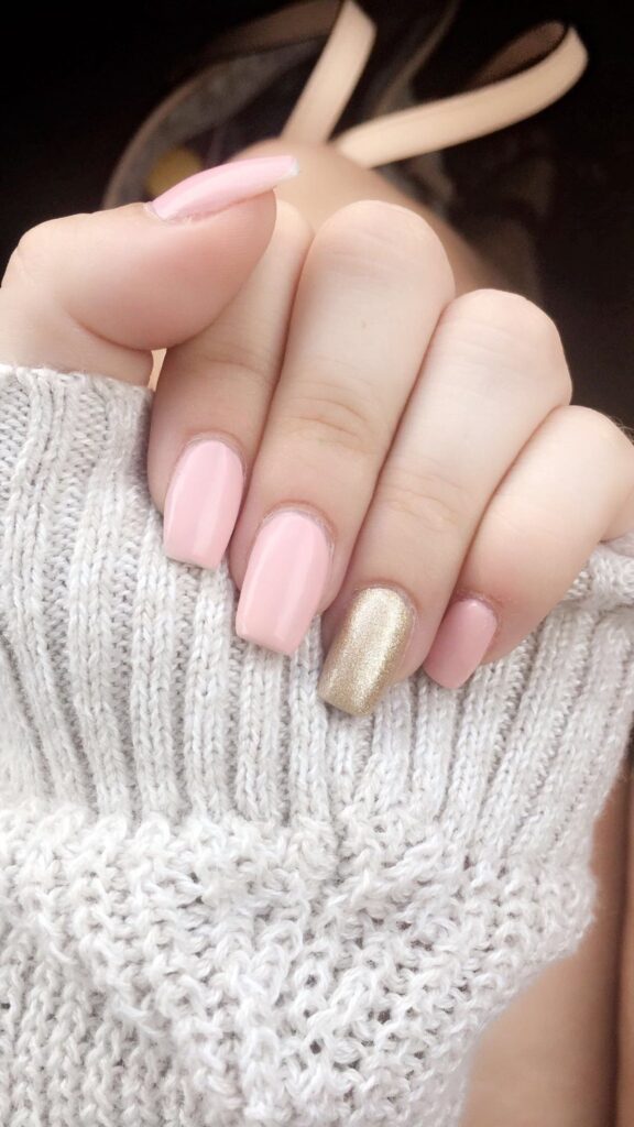 Light Pink And Gold Nails