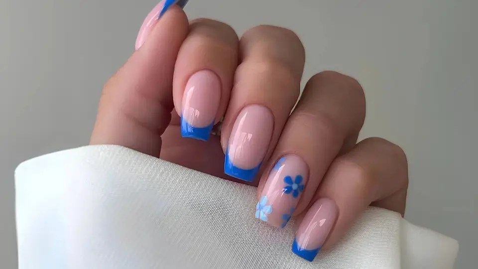 Floral Nails