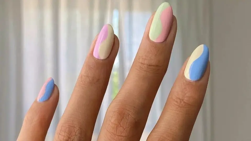 Half and Half Wave Nails