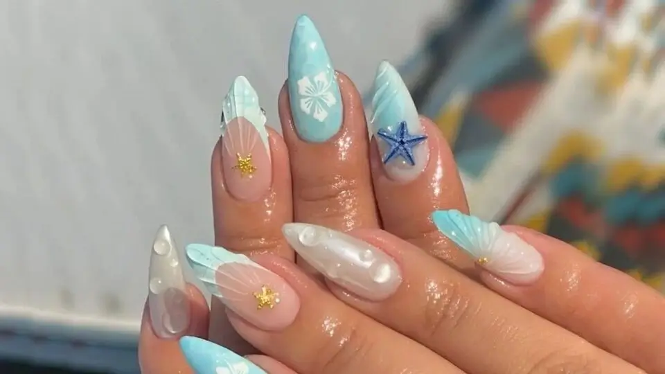 Beach Nails