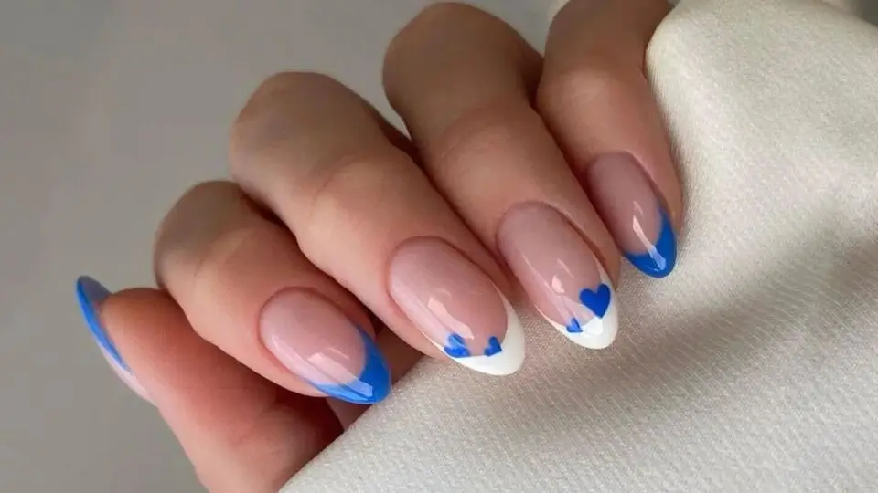 Blue & White Tips