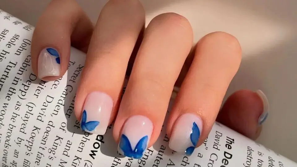 Butterfly Nails (1)