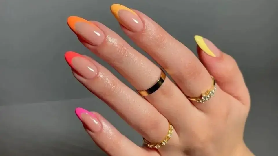 Coloured French Tips