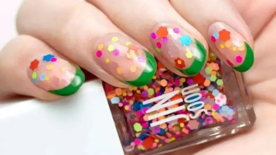 Confetti Dot Nails