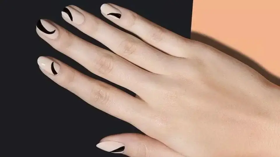 Edgy Swoop Nails
