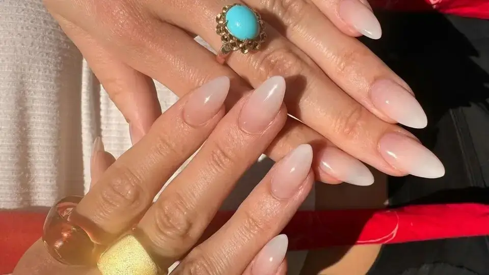 Nude Ombré Wedding Nails (1)