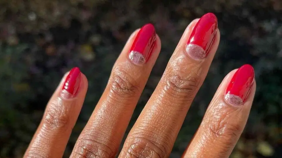 Red & Gold Half Moon Design