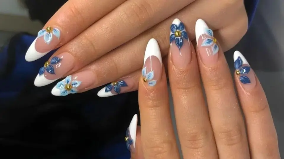 Sculpted Florals