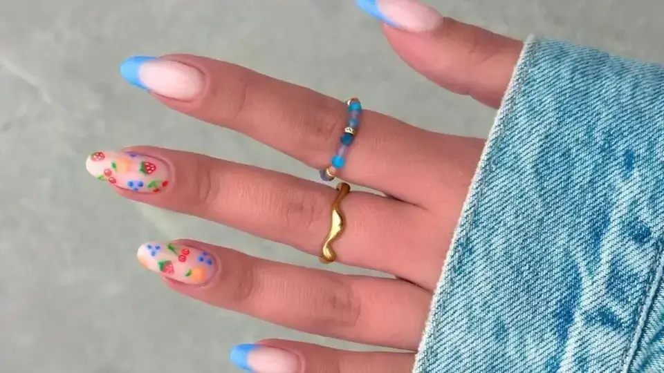 Fruity Nails (1)