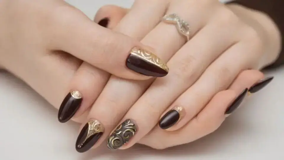 Maroon and Gold Glitter Nails