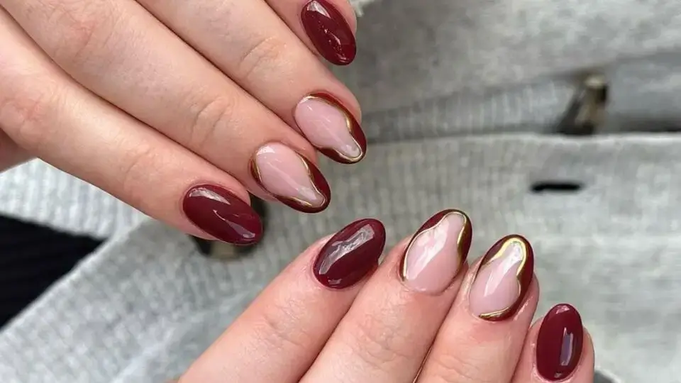 Simple Maroon Nails